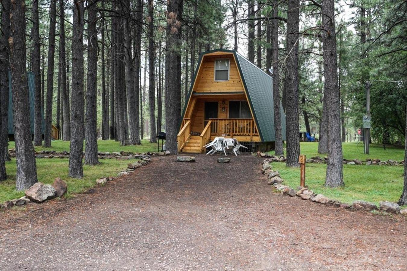 Rustic Cabin 2 - Two Bedroom Forest Lakes Estates Luaran gambar